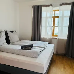 Greenhouse Am Stadtplatz Apartment